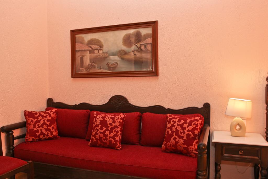 Maria Studios Apartment *